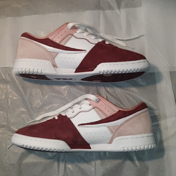 🚨 Fila Classic Sneakers Women size 9 Brand NEW - Picture 5 of 8